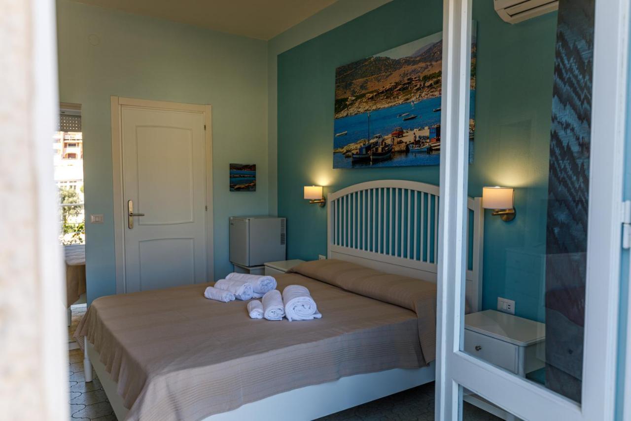 Casa Tacconi Bed and Breakfast Villasimius Eksteriør billede